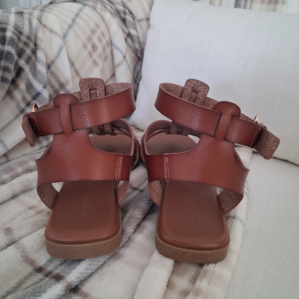 🛍Old Navy Brown Gladiator Sandals Faux Leather 9🛍 - Picture 4 of 6
